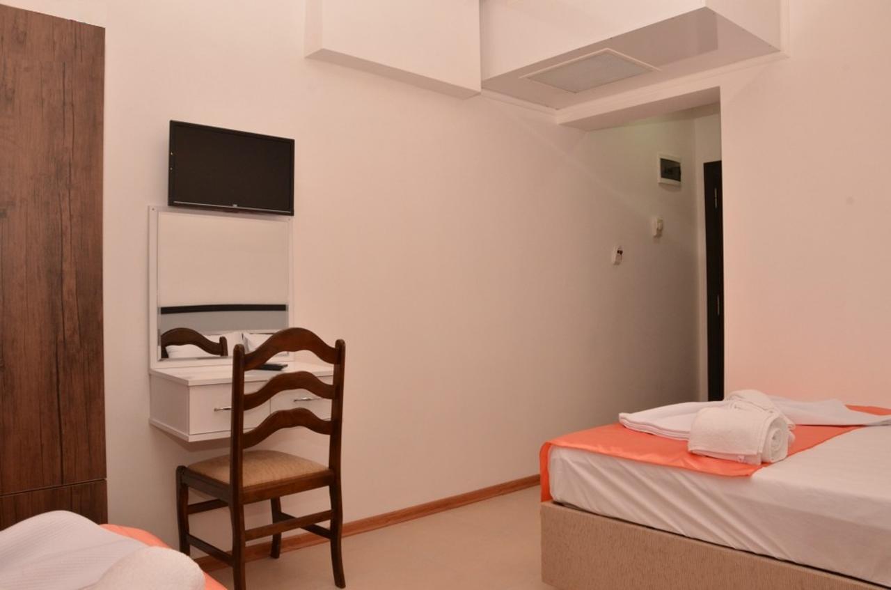 Oeren Konak Otel Esterno foto