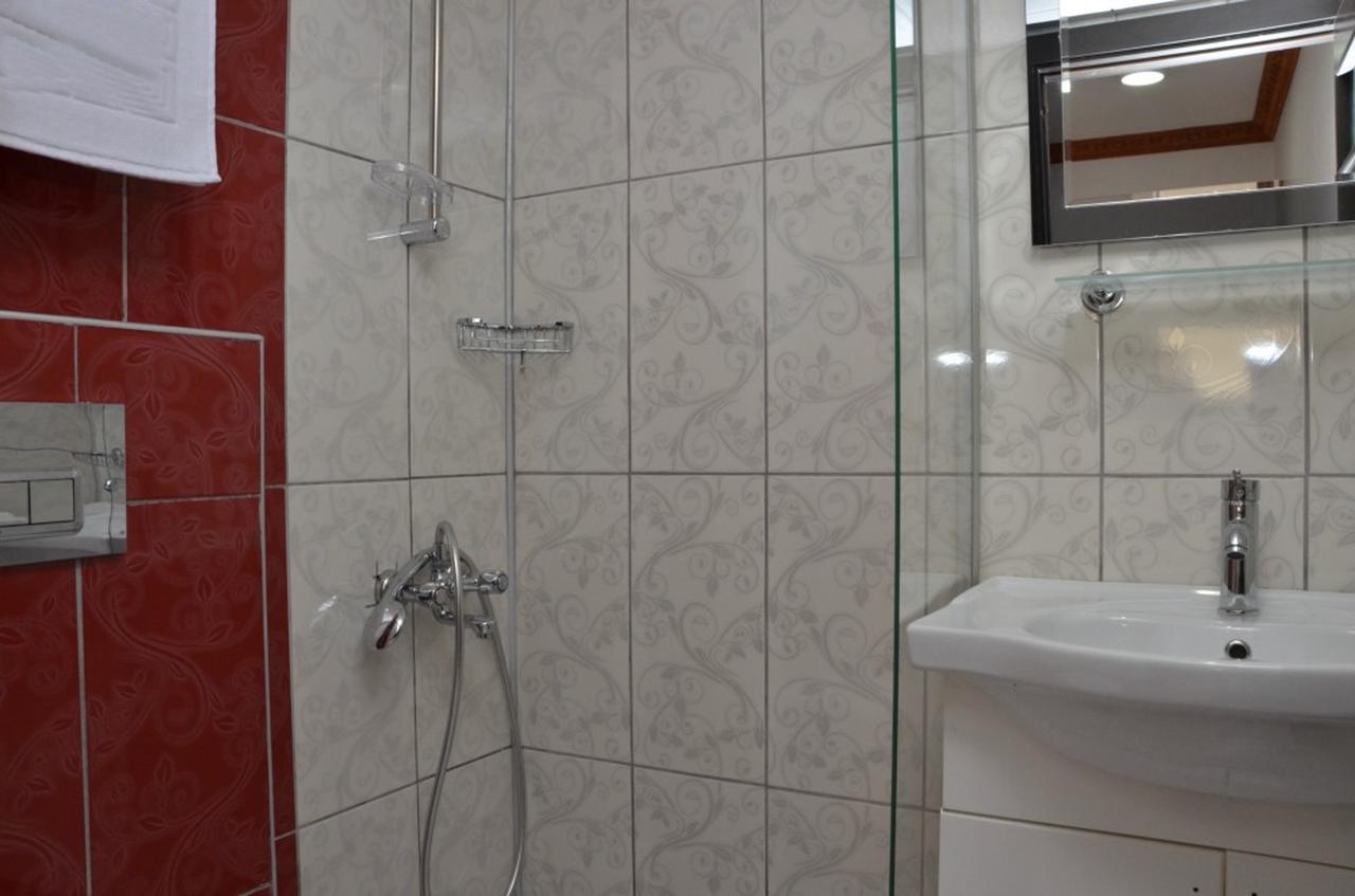 Oeren Konak Otel Esterno foto