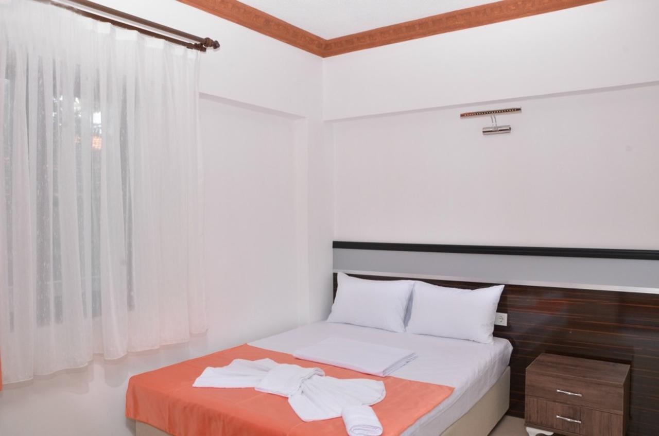 Oeren Konak Otel Esterno foto
