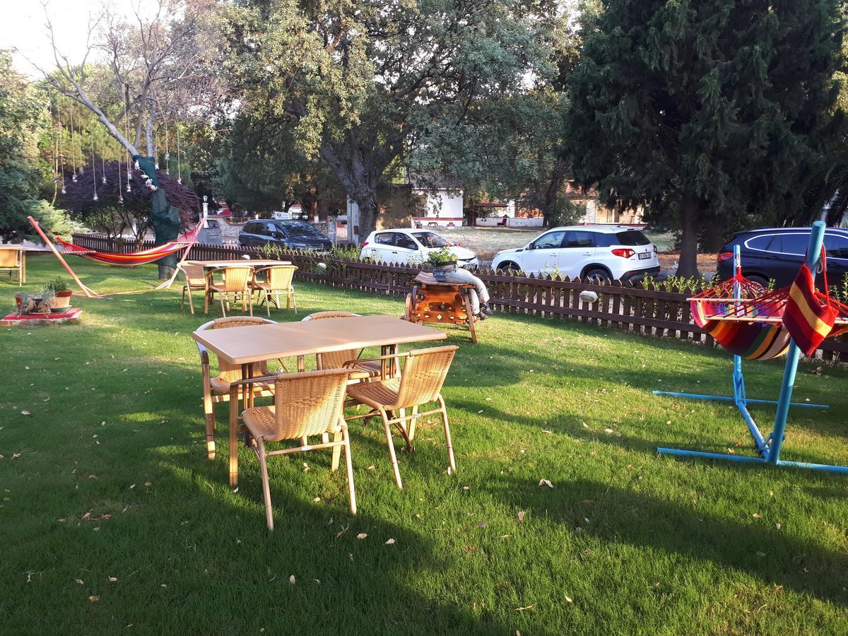 Oeren Konak Otel Esterno foto